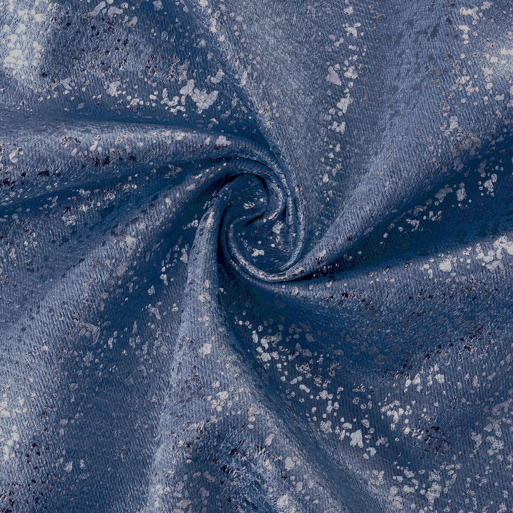 Dainty Home Artistic 3D Lurex Textured Thermal Insulated Blackout Grommet Panel Pair