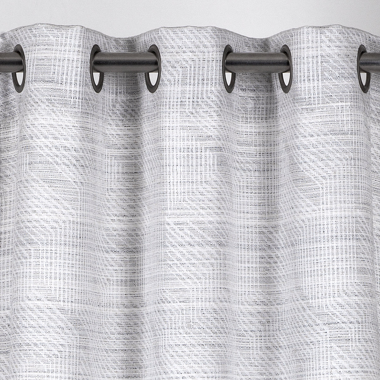 Dainty Home Lexington 3D Threaded Lurex Weaved Jacquard Design Room Darkening Grommet Panel Pair