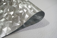 Load image into Gallery viewer, Dainty Home Metallic Leaf Vinyl Leaf Slash Look Textured Reversible 12" x 18" Rectangular Placemats