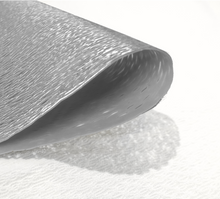 Load image into Gallery viewer, Dainty Home Regency Woven Metallic Lace Crossweave With A Contemporary Metallic Lace Pattern Reversible 15" x 15" Round Placemats