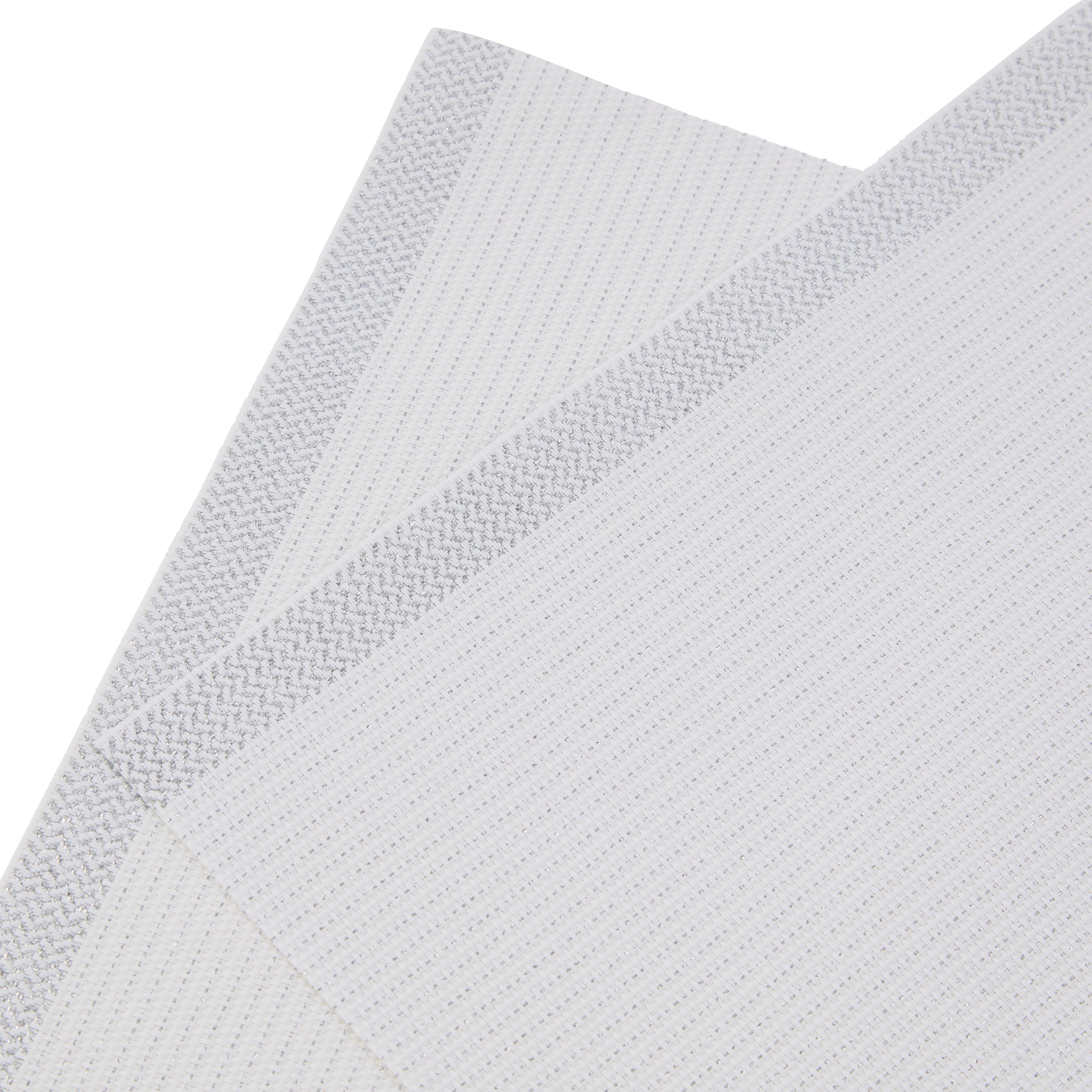 Dainty Home Rodeo Reversible Woven Vinyl Rectangular Placemats with Metallic Weave, Set of 6