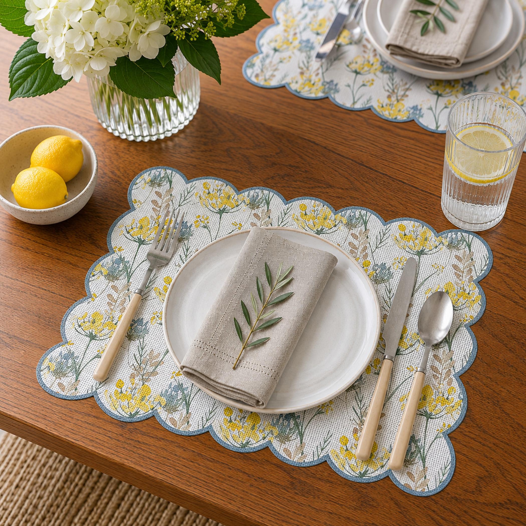 Dainty Home Floral Woven Vinyl Scalloped Border Rectangular Placemat Set Of 6 13" x 19"