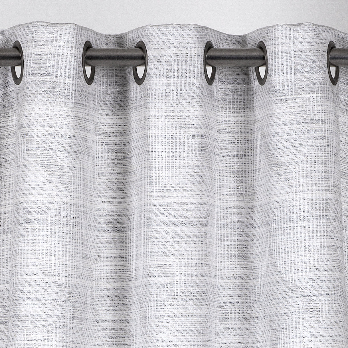Dainty Home Lexington 3D Threaded Lurex Weaved Jacquard Design Room Darkening Grommet Panel Pair