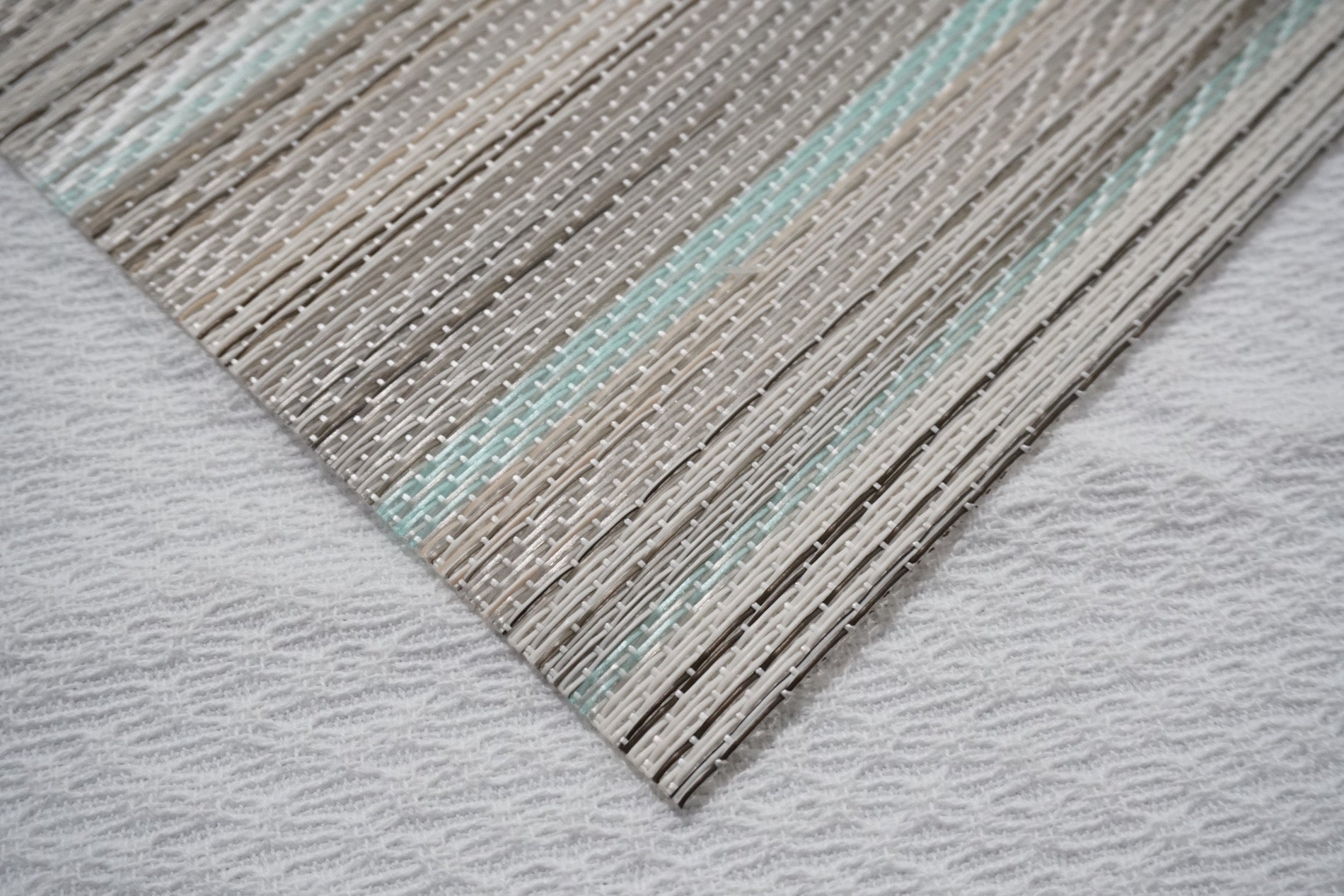 Dainty Home Multistripes Woven Textilene Crossweave With Textured Geometric Stripe Pattern Reversible 15" x 15" Square Placemats