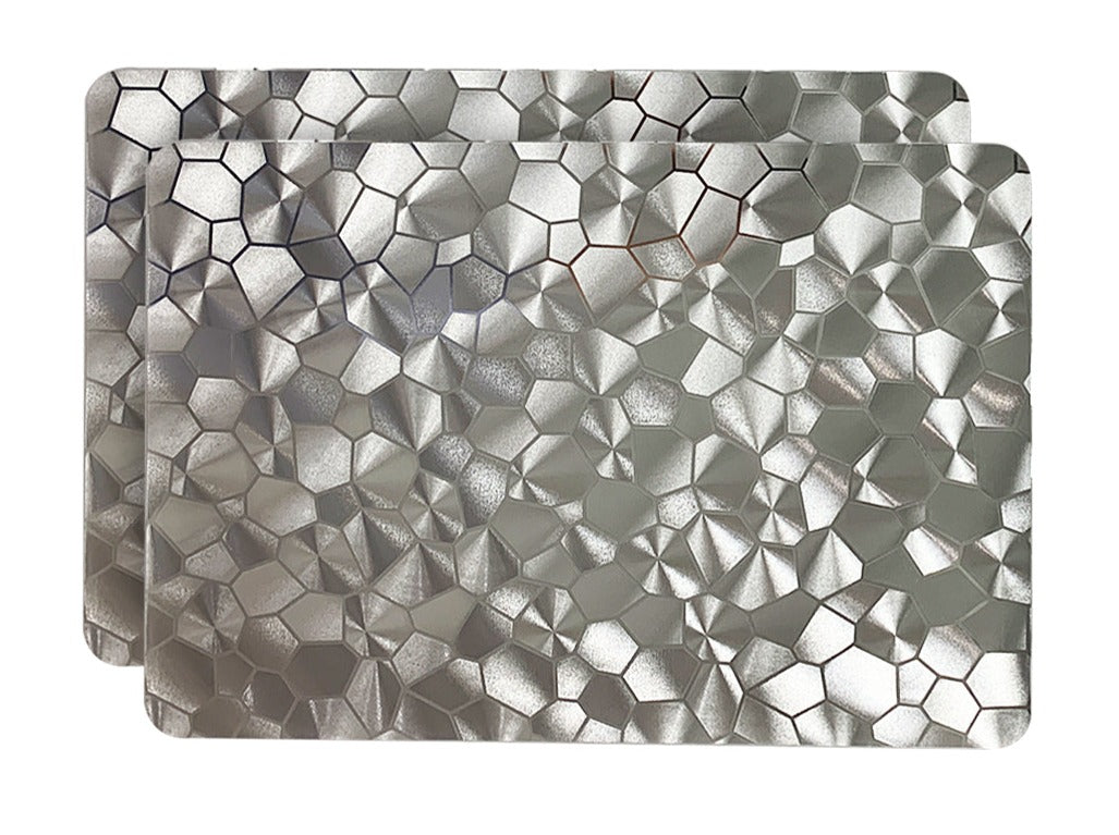 Dainty Home Metallic Water Cube Vinyl Cube Look Textured Reversible 12" x 18" Rectangular Placemats
